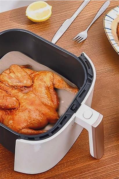 50 Adet Air Fryer Pişirme Kağıdı Tek Kullanımlık Yağ Su Geçirmez Yapışmaz Deliksiz Düz Kare Model